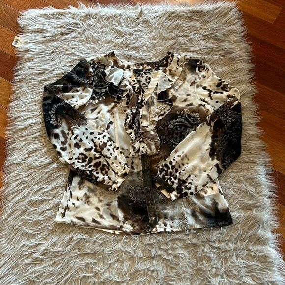 NWOT Tribal polyester cheetah print,‎ white, black and brown ruffled blouse - Picture 1 of 5